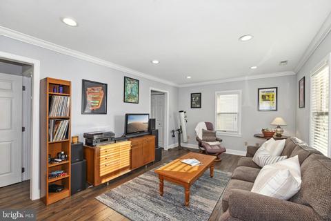 121 Davis St, Salisbury, MD 21804 photo 2
