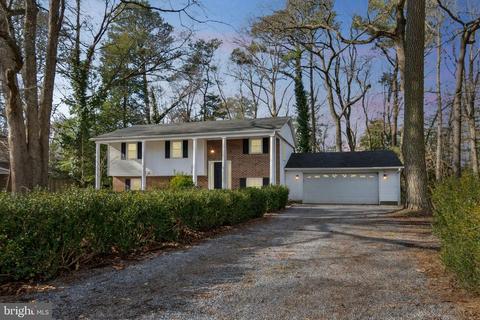 6718 Oak Ridge Dr, Hebron, MD 21830