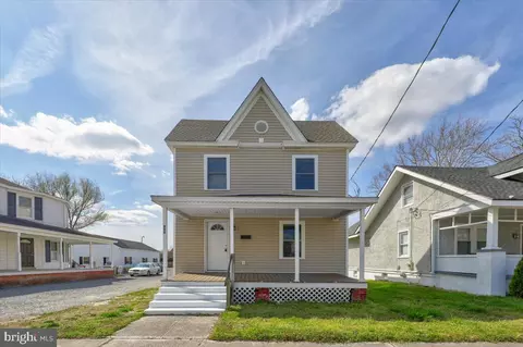 806 S Division St, Salisbury, MD 21801