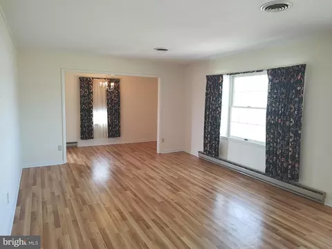 27585 Pemberton Dr, Salisbury, MD 21801 photo 12