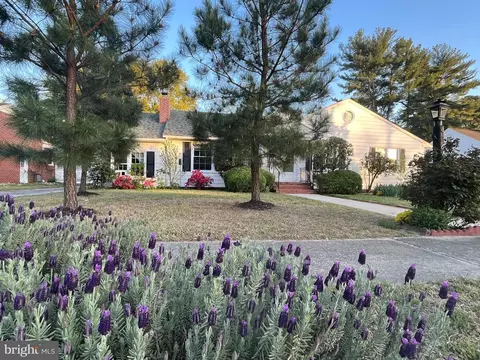 618 N Pinehurst Ave, Salisbury, MD 21801