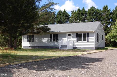 832 Sharps Point Rd, Fruitland, MD 21826