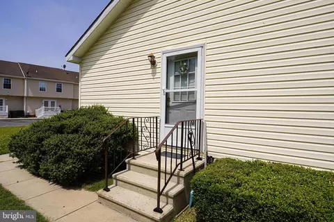724 Ebenezer Dr, Salisbury, MD 21801 photo 4