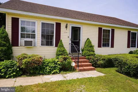 724 Ebenezer Dr, Salisbury, MD 21801 photo 3