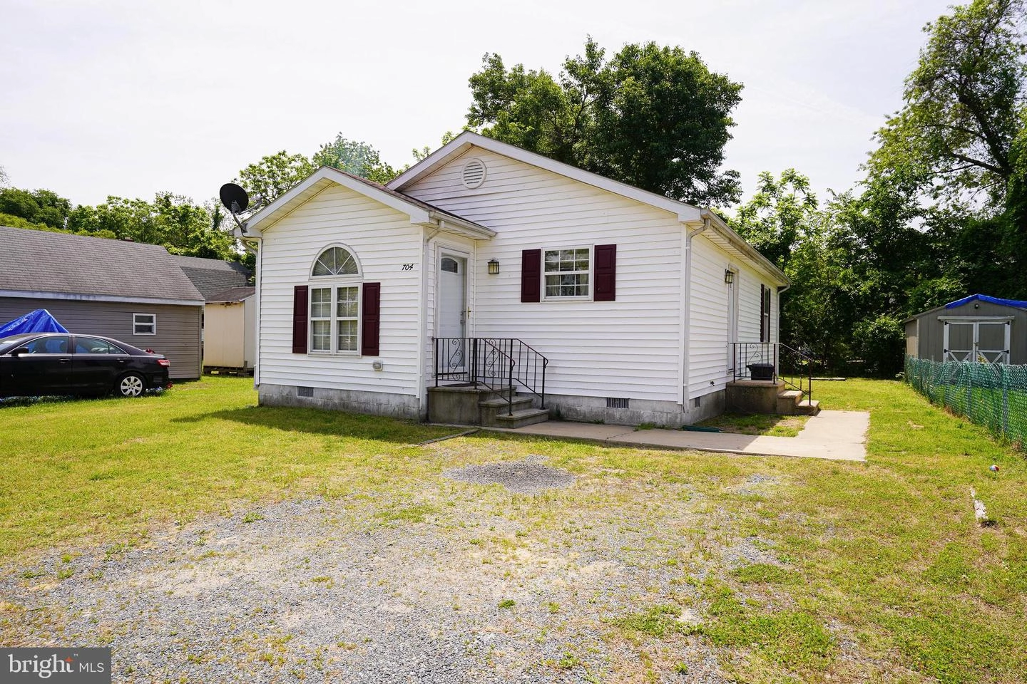 704 Ebenezer Dr, Salisbury, MD 21801 photo 2