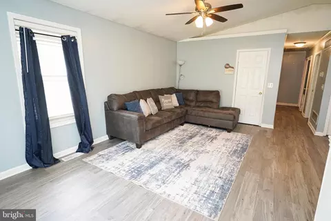 704 Ebenezer Dr, Salisbury, MD 21801 photo 5