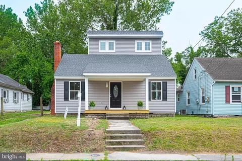 412 S Park Dr, Salisbury, MD 21804