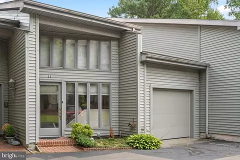 225 Canal Park Dr #11, Salisbury, MD 21804