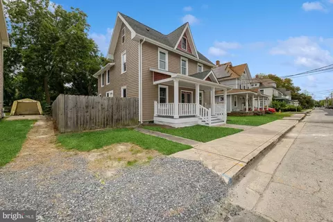 202 E Chestnut St E, Delmar, MD 21875 photo 4