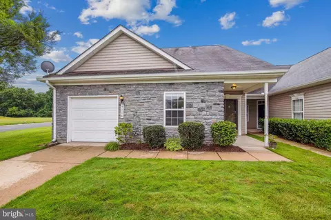 9116 Clubhouse Dr, Delmar, MD 21875