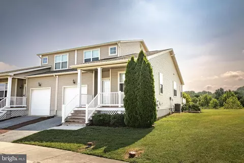 733 Wye Oak Dr, Fruitland, MD 21826