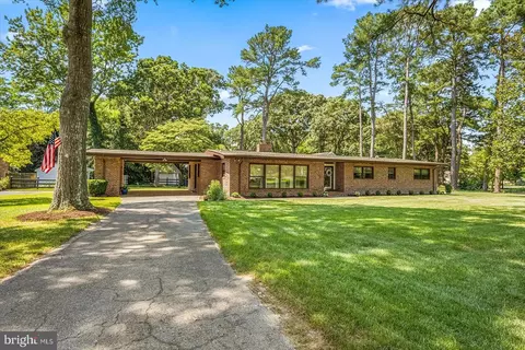 508 Tony Tank Ln, Fruitland, MD 21826