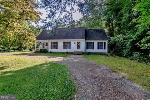 8481 Engle Dr, Delmar, MD 21875