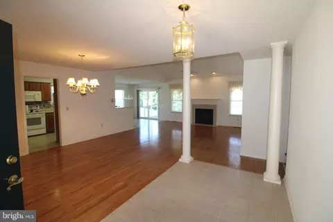 221 Sandy Bottom Ct, Salisbury, MD 21804 photo 4