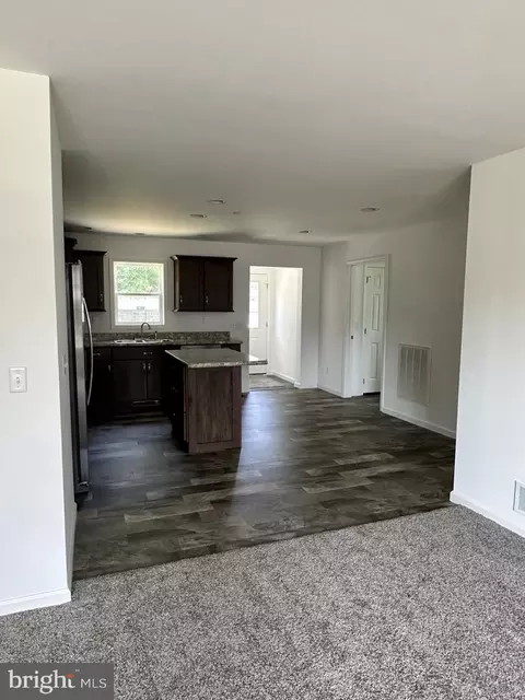 104 Elm St, Hebron, MD 21830 photo 6