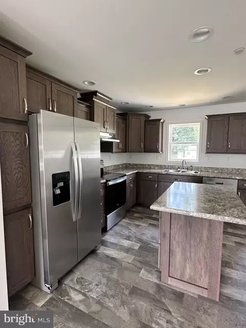 104 Elm St, Hebron, MD 21830 photo 5