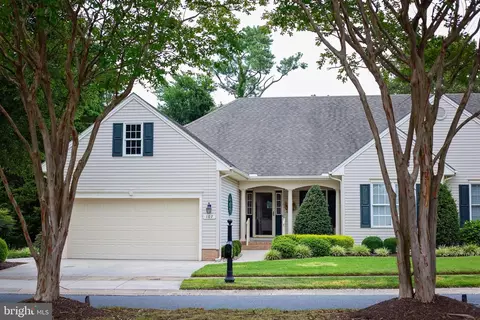 107 Village Oak Dr, Salisbury, MD 21804