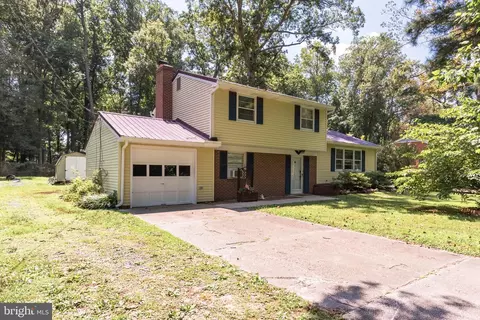 711 W Morris Leonard Rd, Salisbury, MD 21804