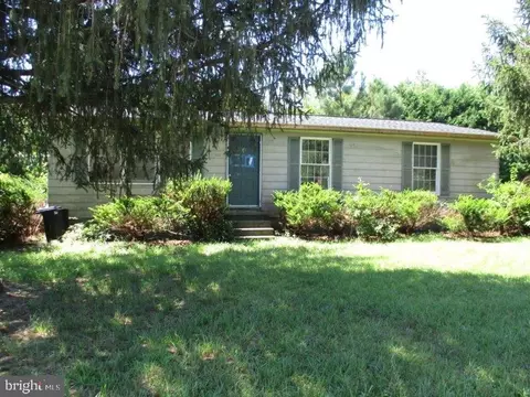 424 Ogle Ave, Fruitland, MD 21826