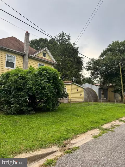 1101 Maple St, Delmar, MD 21875 photo 2