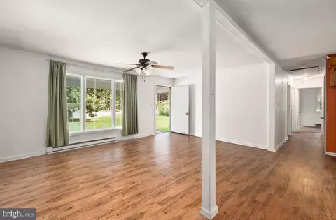 22399 Royal Oak Rd, Quantico, MD 21856 photo 6