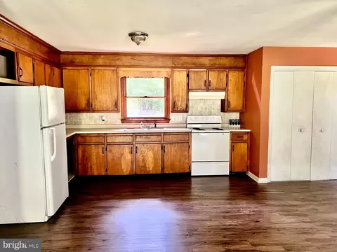 22399 Royal Oak Rd, Quantico, MD 21856 photo 5