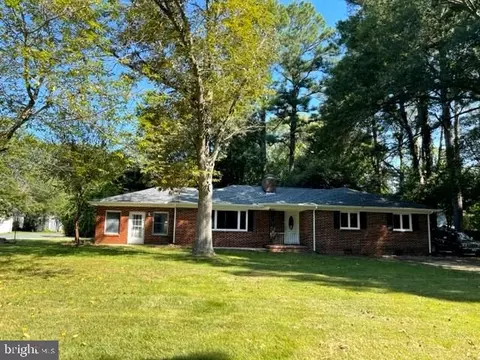205 Lakewood Dr, Salisbury, MD 21804
