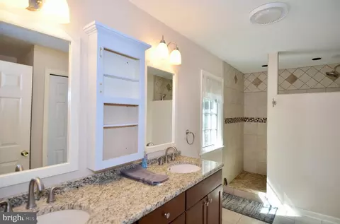 26813 Jade Ct, Hebron, MD 21830 photo 23