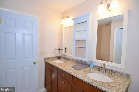 26813 Jade Ct, Hebron, MD 21830 photo 25