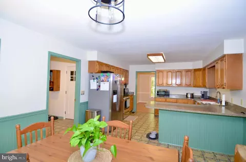 26813 Jade Ct, Hebron, MD 21830 photo 7