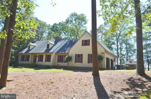 26813 Jade Ct, Hebron, MD 21830