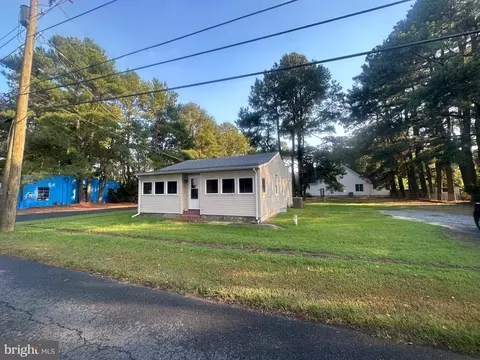 108 Honeysuckle Dr, Salisbury, MD 21804