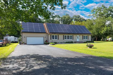 406 Weaver Dr, Salisbury, MD 21804