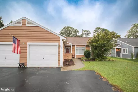 1002 Bayshore Ct, Salisbury, MD 21804