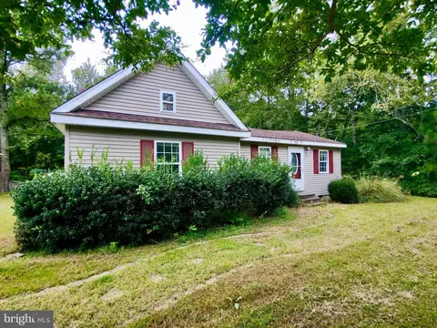 6130 Catchpenny Rd, Quantico, MD 21856 photo 2