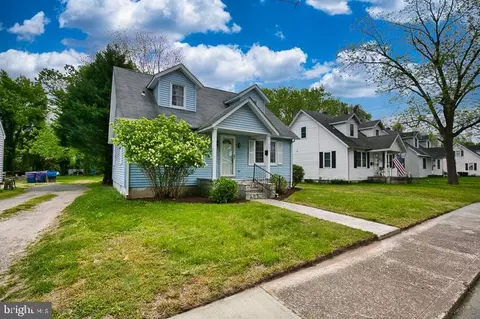 Exterior - 725 Madison St, Salisbury, MD 21804 photo 2 of 12