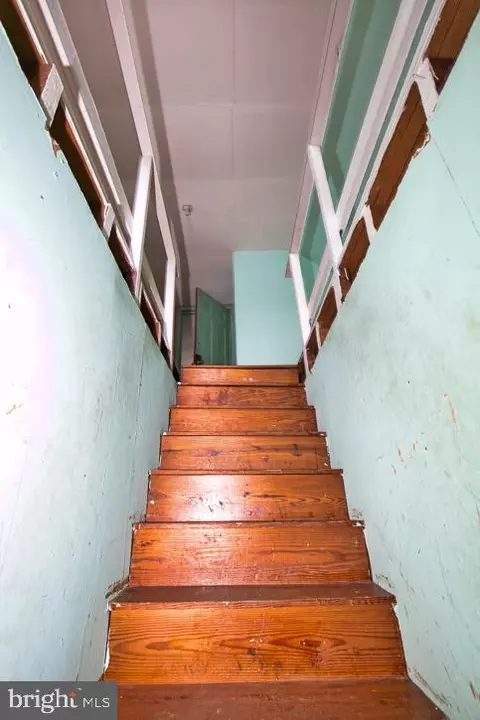 Entry Way - 725 Madison St, Salisbury, MD 21804 photo 3 of 3