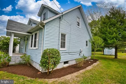 Exterior - 725 Madison St, Salisbury, MD 21804 photo 5 of 12