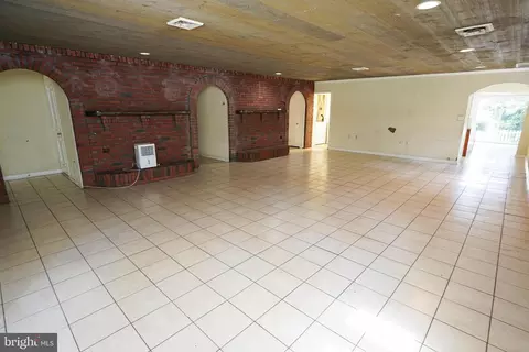 301 N Park Dr, Salisbury, MD 21804 photo 10