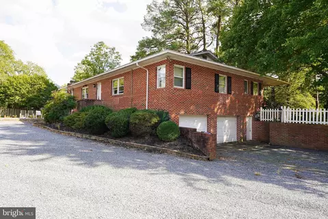 301 N Park Dr, Salisbury, MD 21804 photo 2