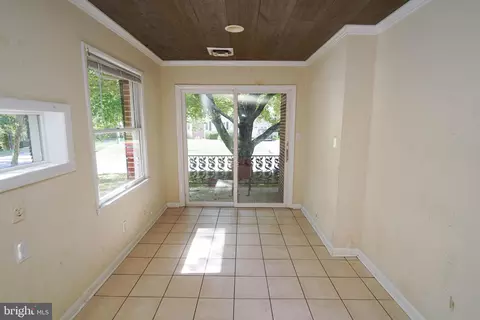 301 N Park Dr, Salisbury, MD 21804 photo 8