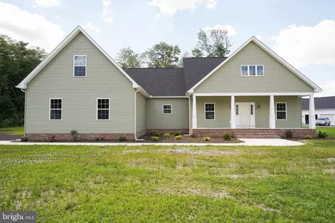 9286 Layfield Woods Dr, Delmar, MD 21875