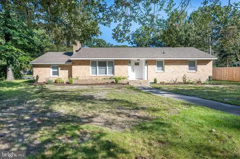 8351 Hilda Dr, Salisbury, MD 21804