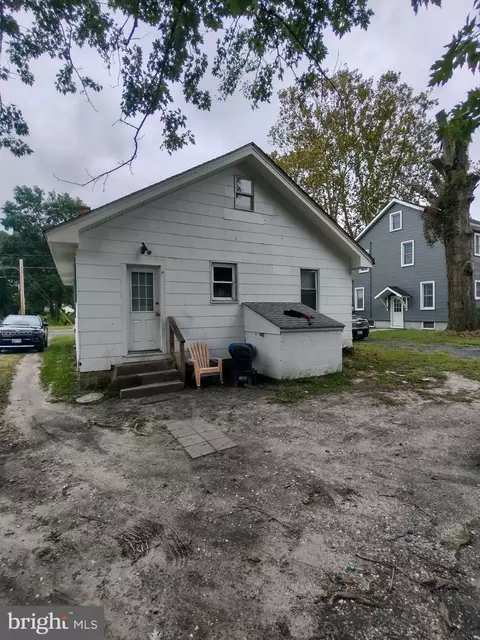 418 E Main St, Fruitland, MD 21826 photo 6
