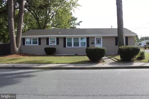 704 Olivia St, Salisbury, MD 21801