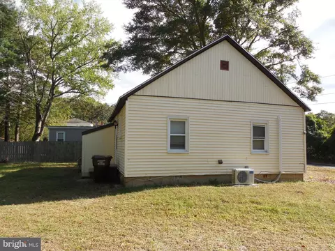 405 Ogle Ave, Fruitland, MD 21826 photo 6