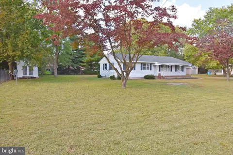 1406 Arbutus Dr, Salisbury, MD 21804 photo 2