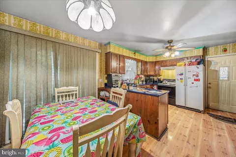 Kitchen - 706 Parker Rd, Salisbury, MD 21804 photo 3 of 4