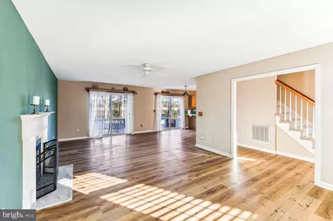 Living - 26698 Hamden Dr, Salisbury, MD 21801 photo 3 of 6