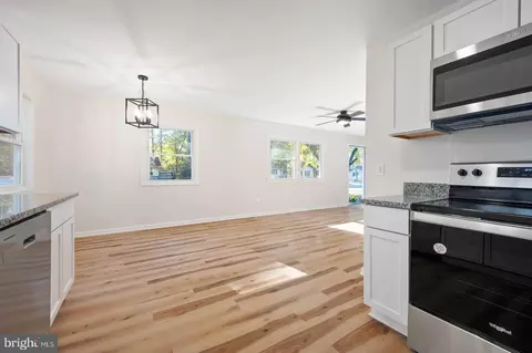 Kitchen - 804 Mohawk Ave, Salisbury, MD 21801 photo 5 of 5